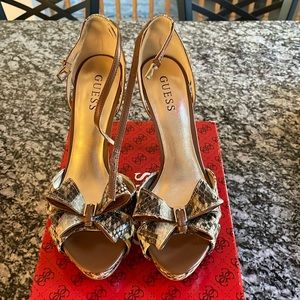 GUESS GWSABRILLE Heels